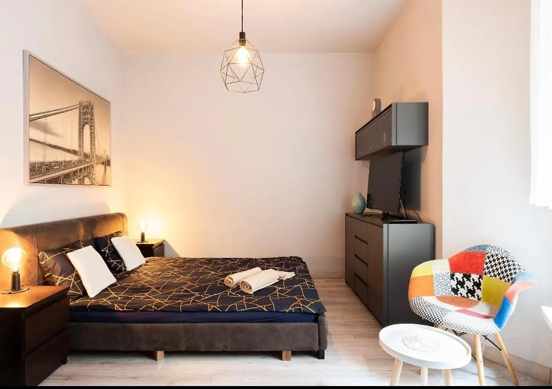 Strzalowa Apartment - City Center 波兹南 波兰